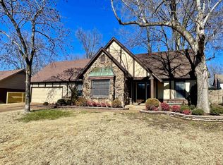 2027 Corbin Rd, Germantown, TN 38139