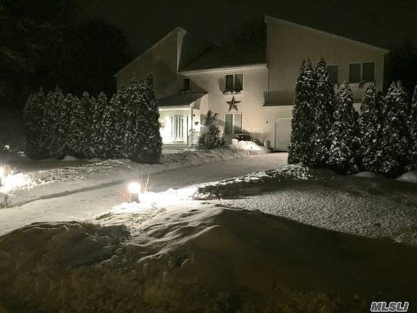 1st image of 28 Evergreen Dr