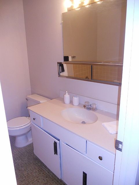 2nd image of 707 W 29th Ave APT 10