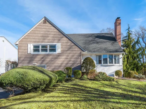 30 Birch Street, Port Washington, NY 11050