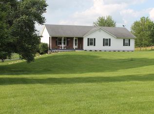 5515 Van Meter Rd, Winchester, KY 40391