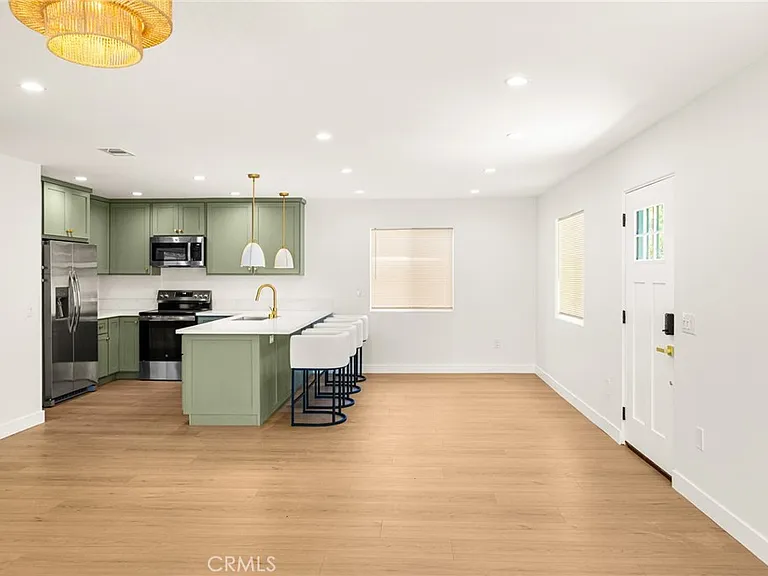 11920 Laurel Ave #A — Photo 9