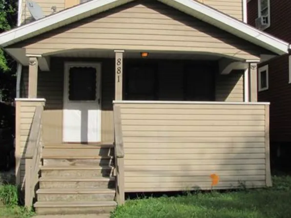 881 Chalker St, Akron, OH 44310