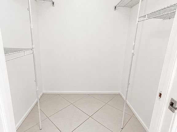 5th image of 23288 SW Lyons Rd #106