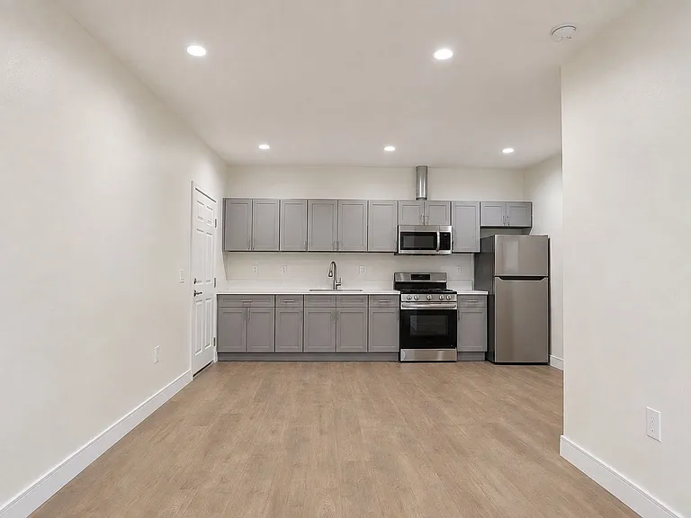 14411 Vanowen St #212 — Photo 3