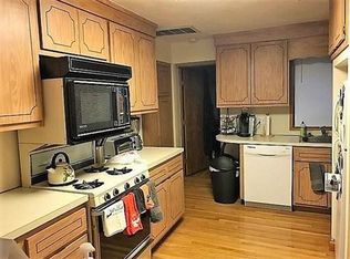 5 Garden Ct APT 2, Boston, MA 02113