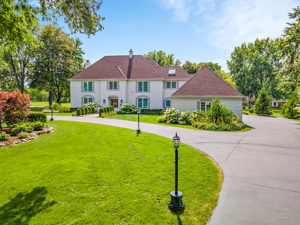 10 Corey Dr, South Barrington, IL 60010