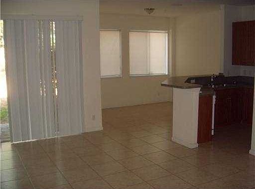4th image of 4385 Berkshire Wharf Dr