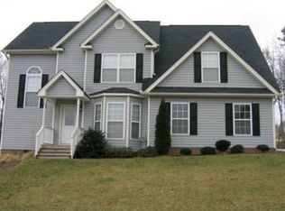 7442 British Rd, Ooltewah, TN 37363