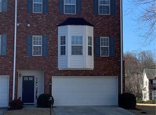 5988 Turfway Park Ct, Sugar Hill, GA 30518