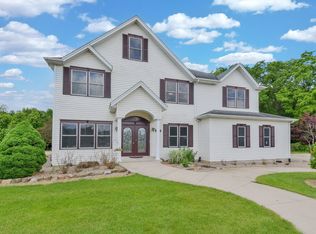 3775 Spring Run Ln, Morris, IL 60450