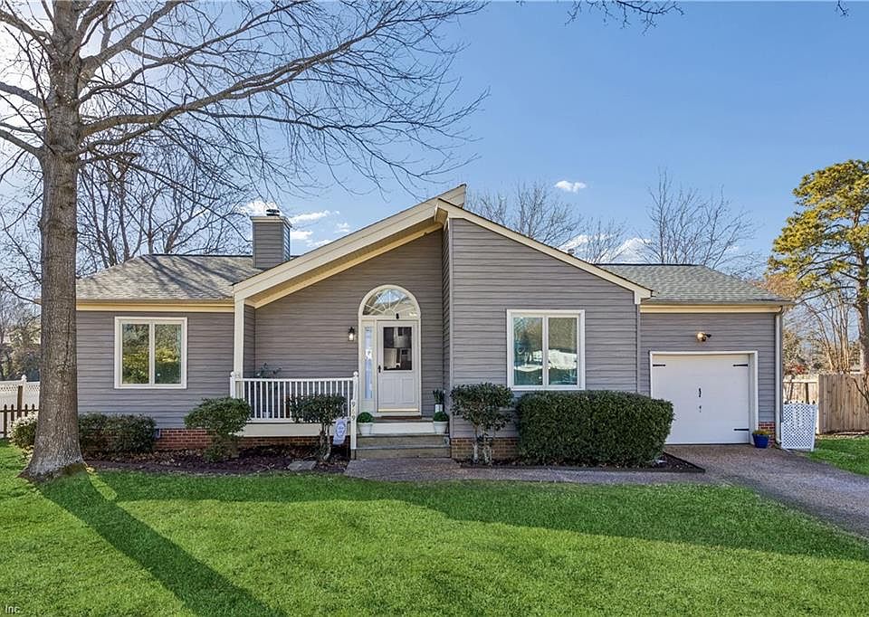 1st image of 969 Colleen Dr