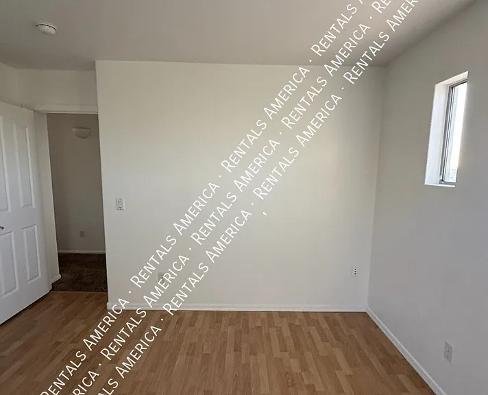 33251 N Symer Dr — Photo 32