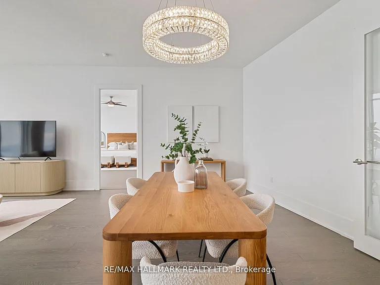 10 York St #6805 — Photo 17