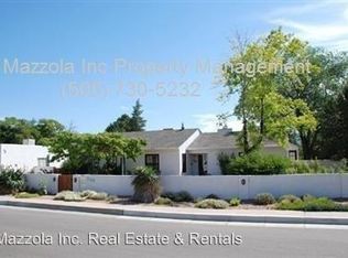 722 Solano Dr SE, Albuquerque, NM 87108