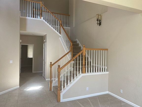 4th image of 1175 Poppy Hills Ct