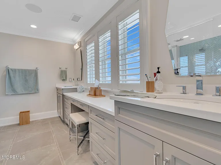 226 Dune Ave — Photo 19