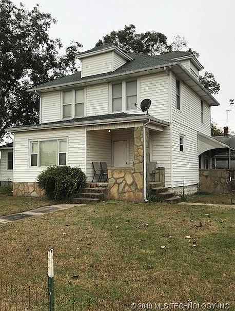 2nd image of 122 E Modoc Ave