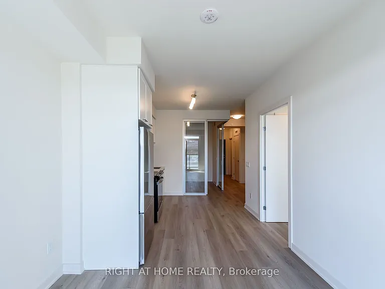 385 Winston Rd #701 — Photo 6