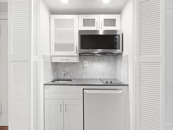 5th image of 45 Tudor City Pl APT 304