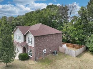 1011 Carriage Trl, Mount Juliet, TN 37122