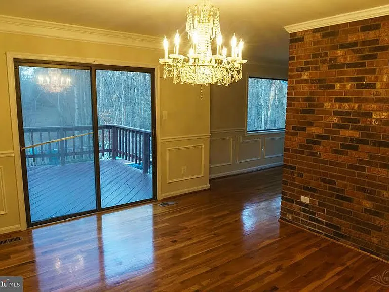 11300 Chapel Rd — Photo 5