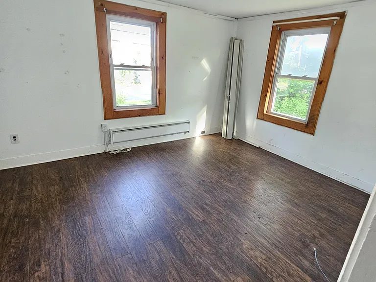 1211 River Rd #1 — Photo 5