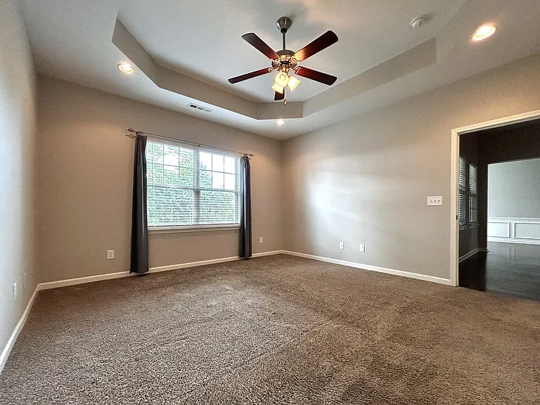 1021 Lindyn Lee Way — Photo 18