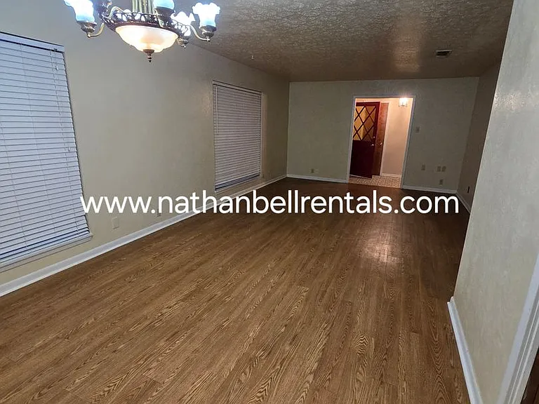 3025 Abbott Ln — Photo 10
