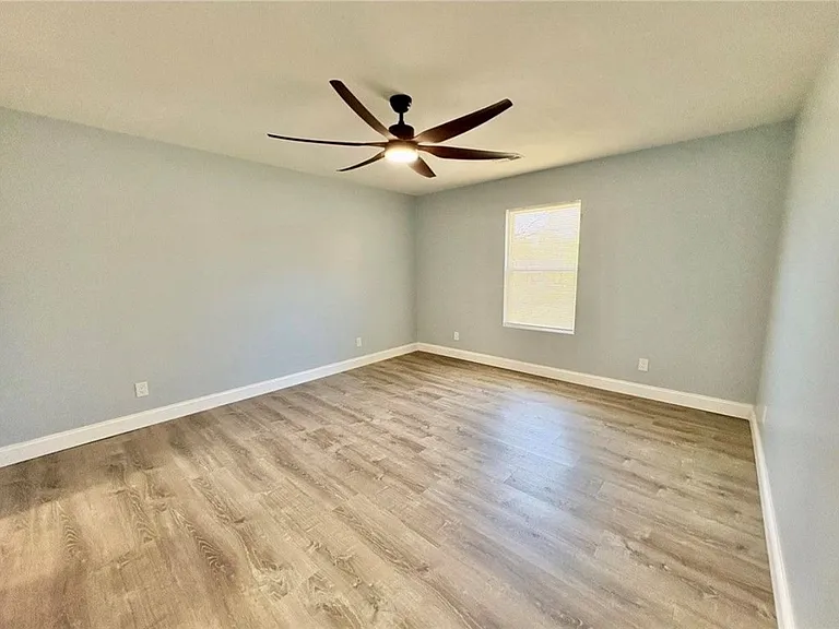 113 Aycock Dr — Photo 6