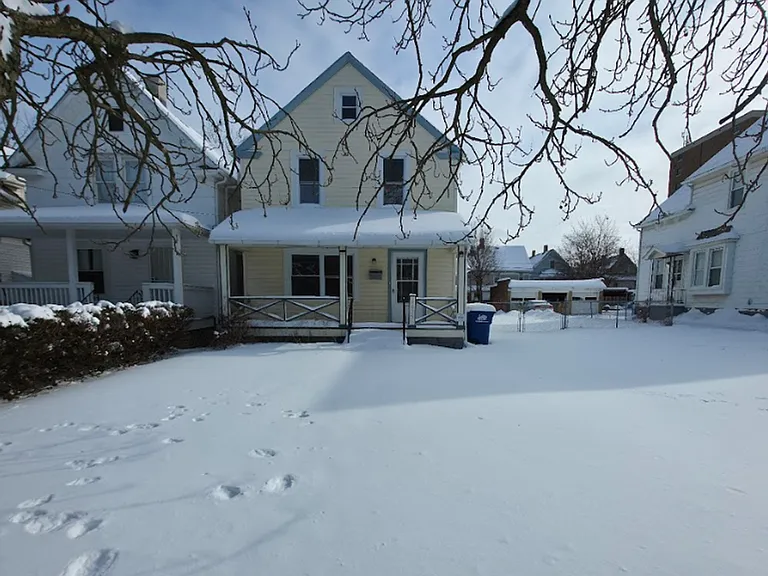 1625 Lakewood Ave — Photo 1