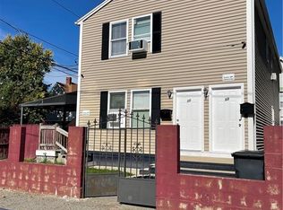 55 Glenham St, Providence, RI 02907