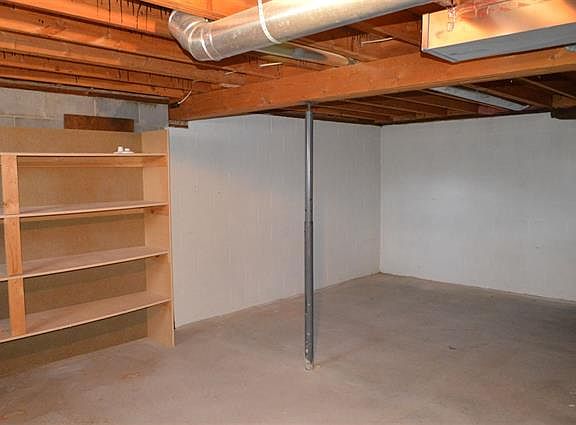 5th image of 1210 10th Ave