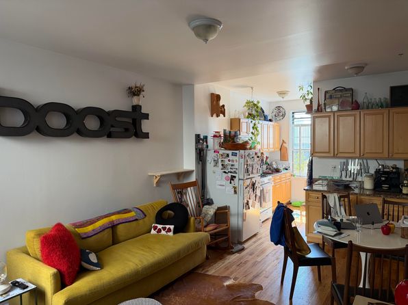 242 Irving Ave APT 3L