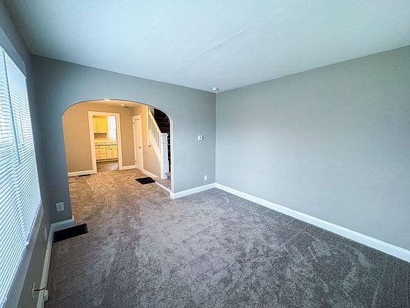 4th image of 937-939 N Gladstone Ave #B3b2bb87e