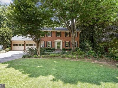 934 Tall Pine Ct, Stone Mountain, GA, 30087