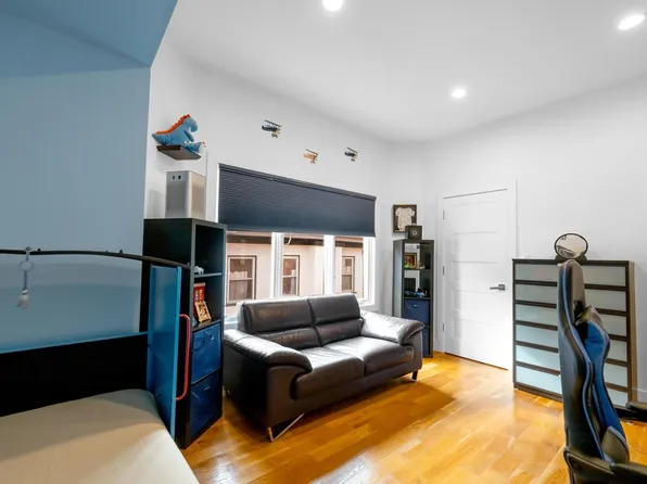 807 Edgewood Lane image 27 of 37