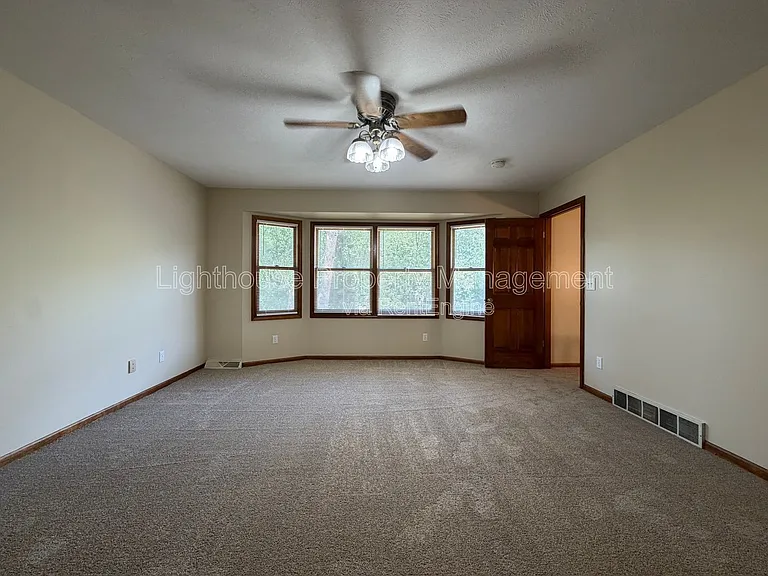 3696 Senna Dr NE — Photo 13