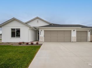 7472 S Menzingers Ave, Meridian, ID 83642