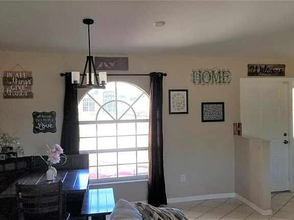 5th image of 715 Hibiscus Ave
