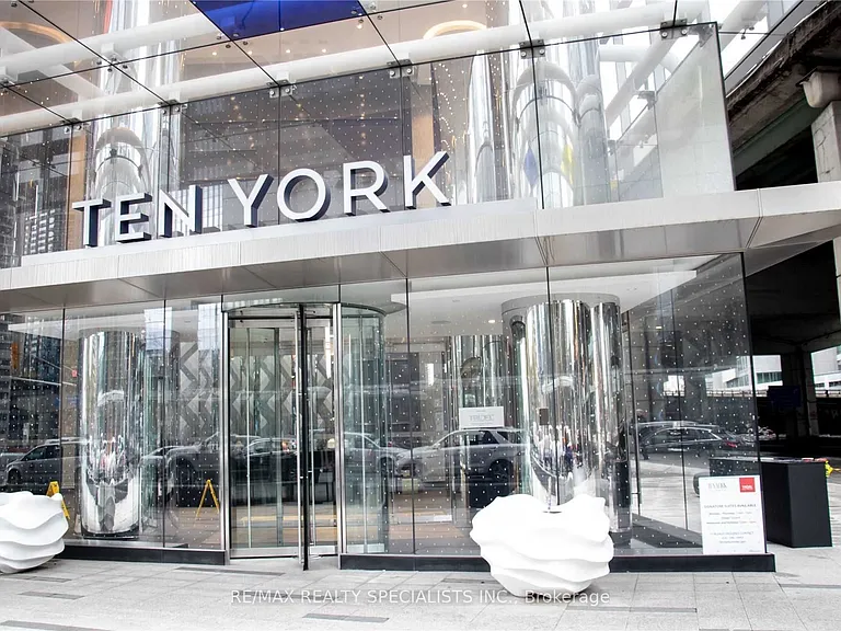 10 York St #6001 — Photo 3