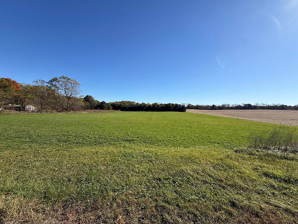 2nd image of 22 Mile Rd