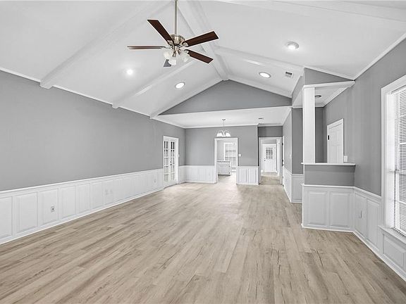 5th image of 10463 N Carriage House Dr