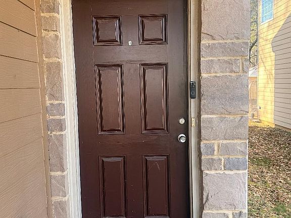 3rd image of 2193 Capella Cir SW