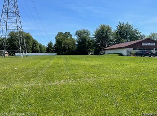 31444 Dequindre Rd, Warren, MI 48092