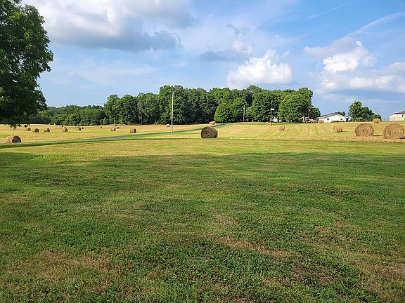 4th image of 3020 Wilkinson Pike