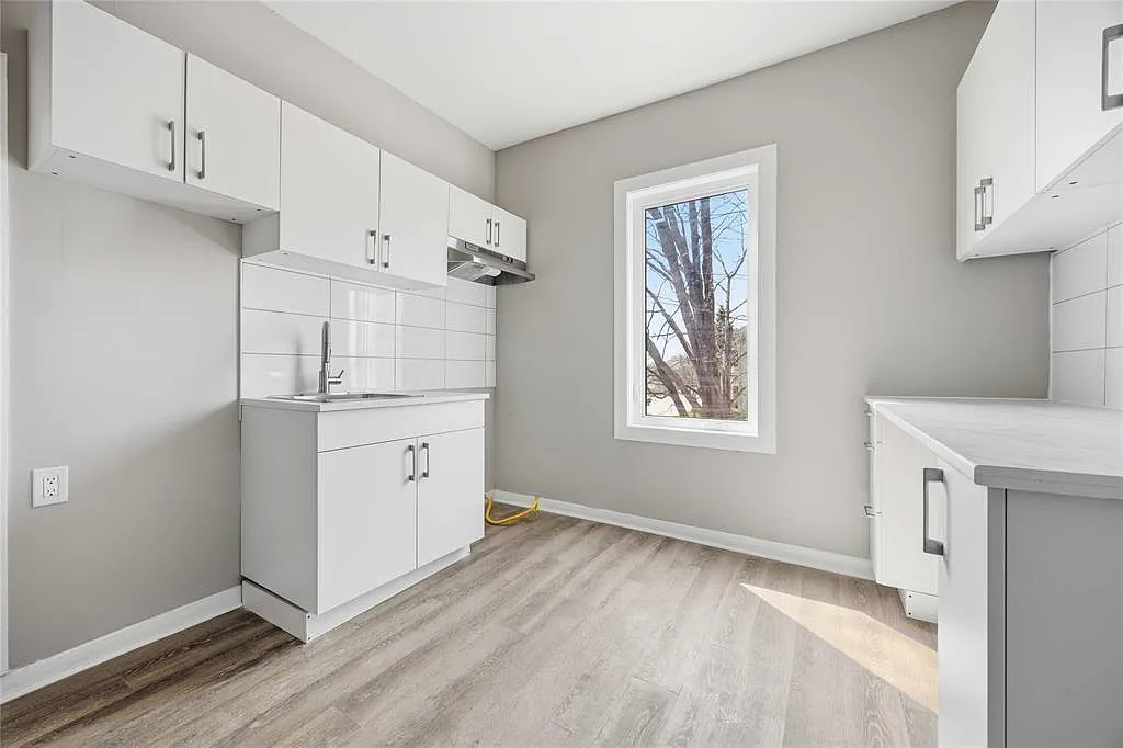 1 bed, $1,350 — Photo 3