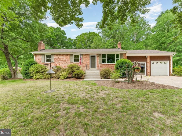 24473 Joy Chapel Ln, Hollywood, MD 20636