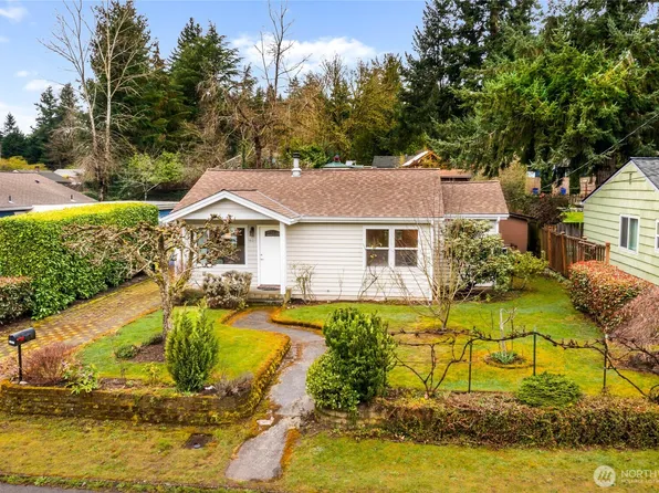 16011 27th Avenue NE, Shoreline, WA 98155