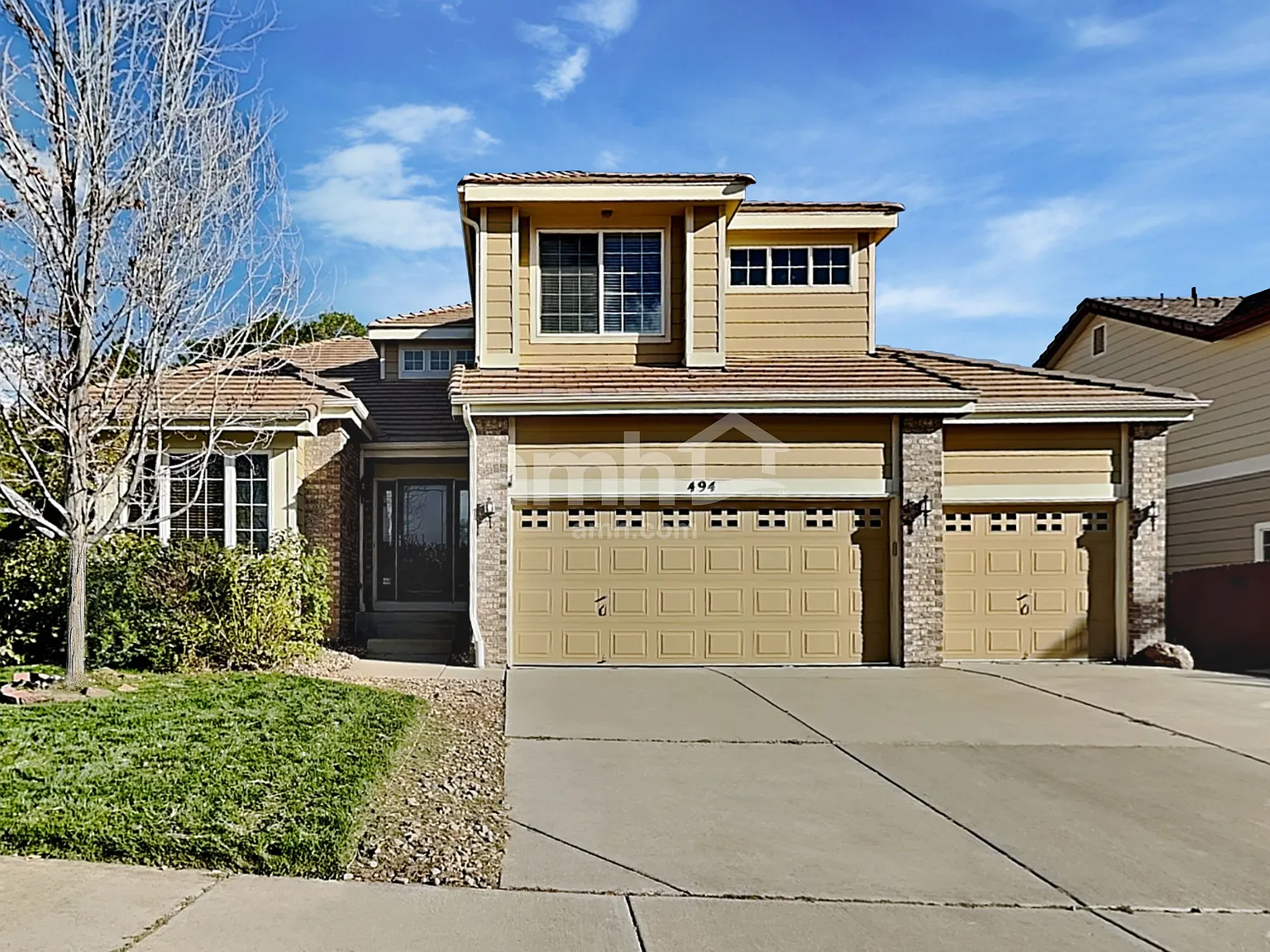 4 bed, 4.5 bath, 3799 sqft, $3,725 — Photo 1